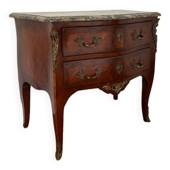 Louis XV chest of drawers