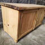 Small old tree closet