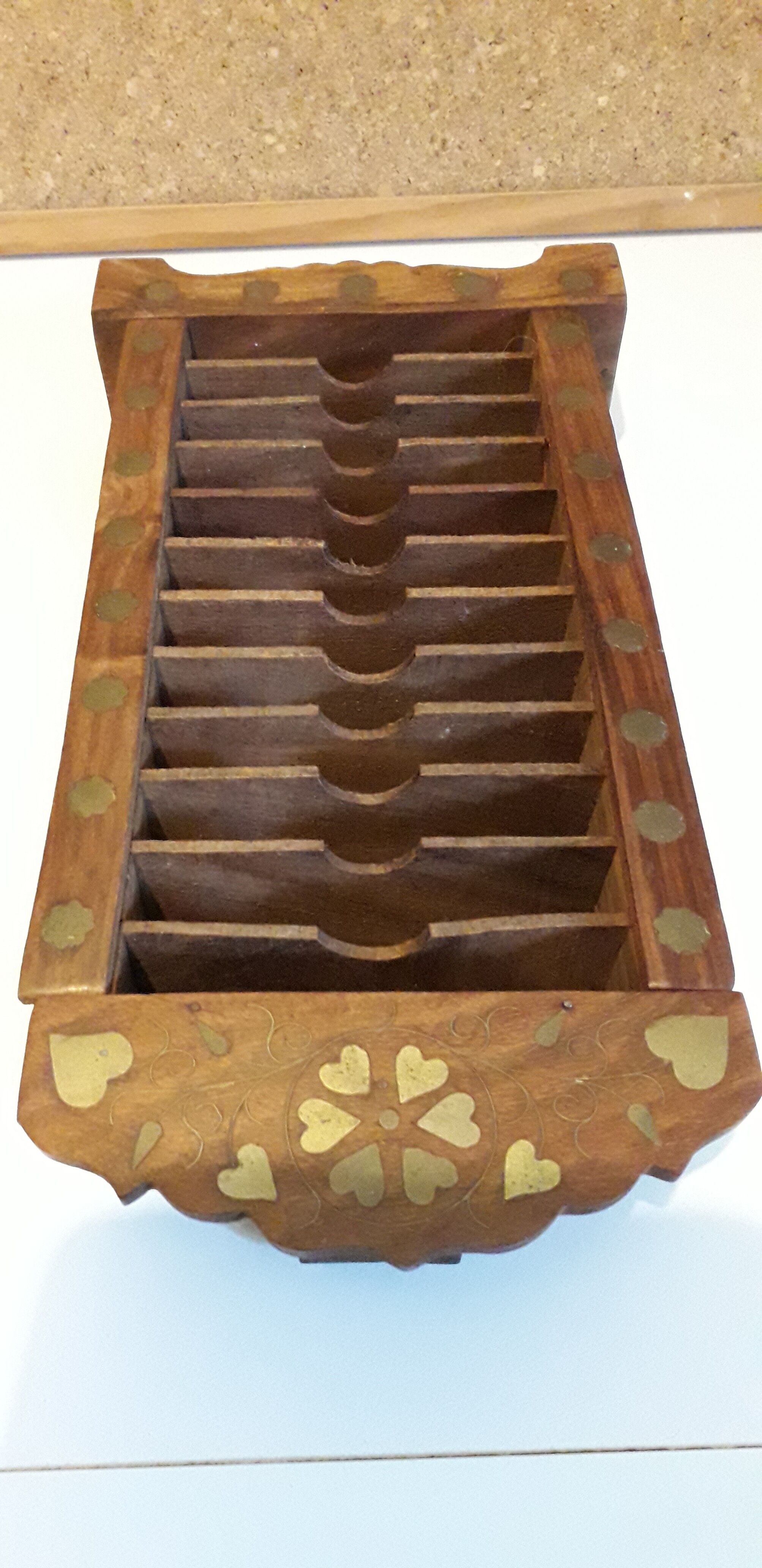 Small wooden shelf decorated brass to store audio cassettes "K7"