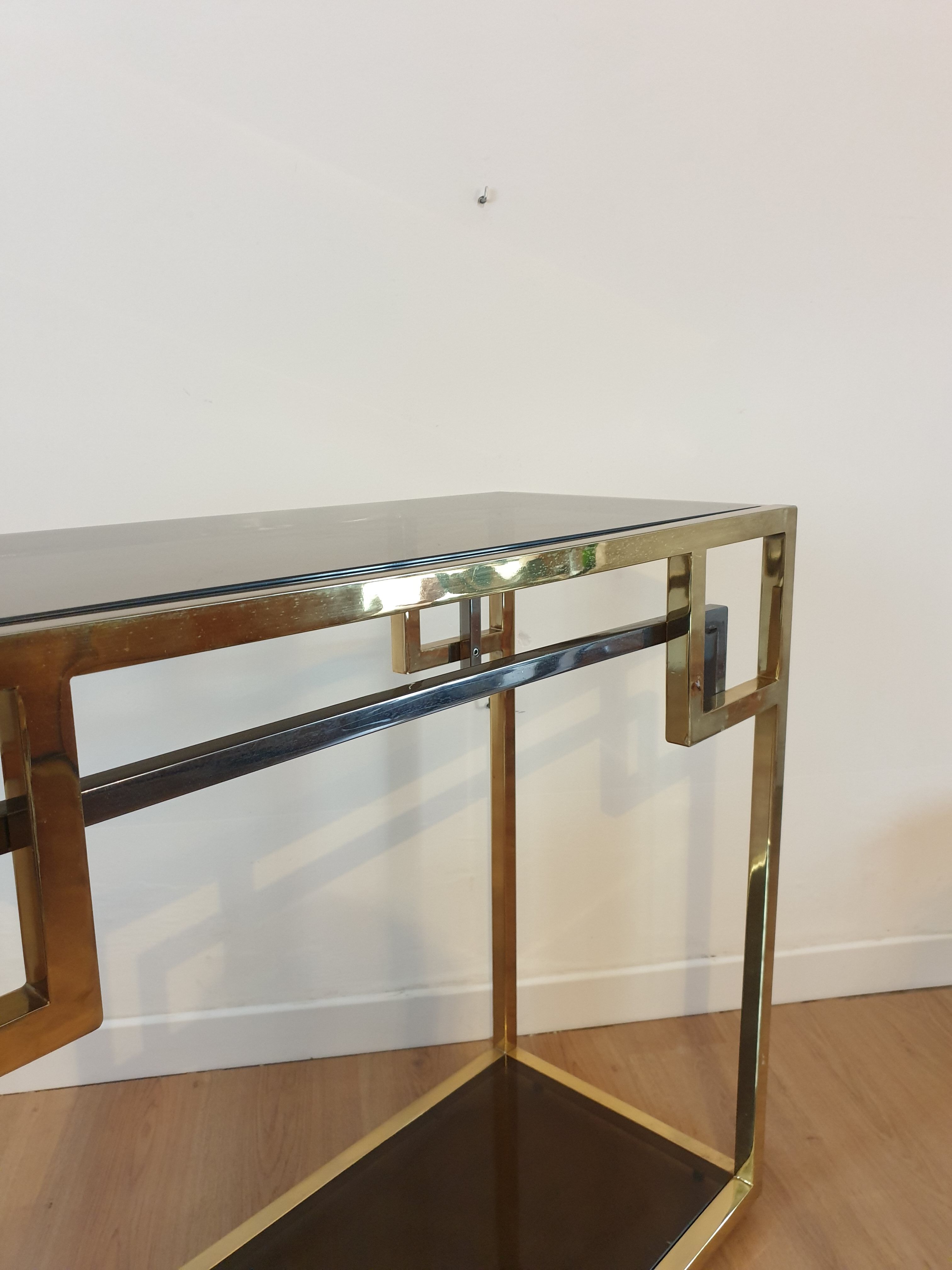 Console table regency