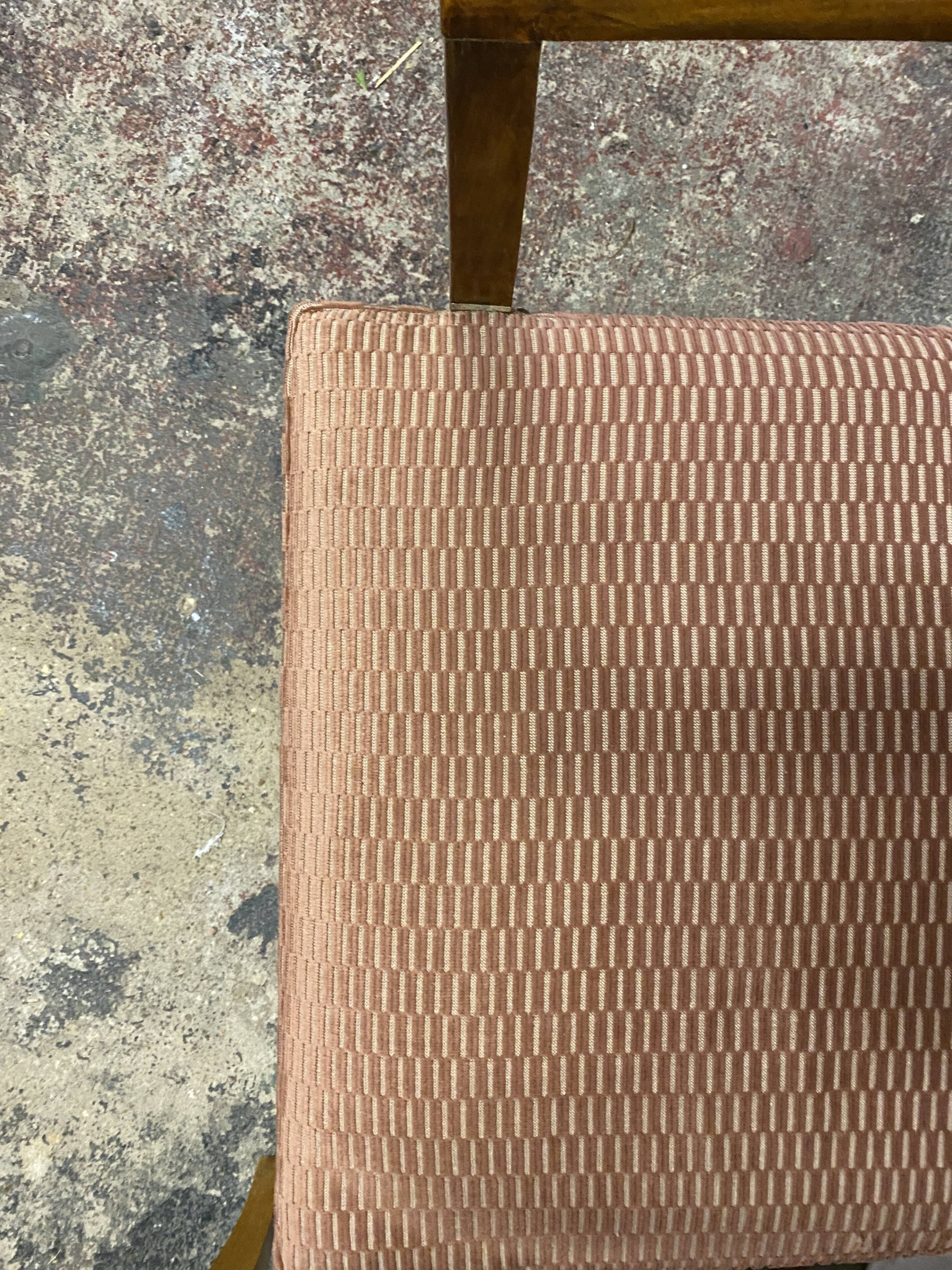 Fauteuil Bridge velours beige rosé