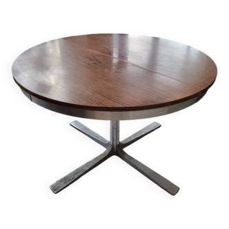 Vintage formica table with chrome leg and extension