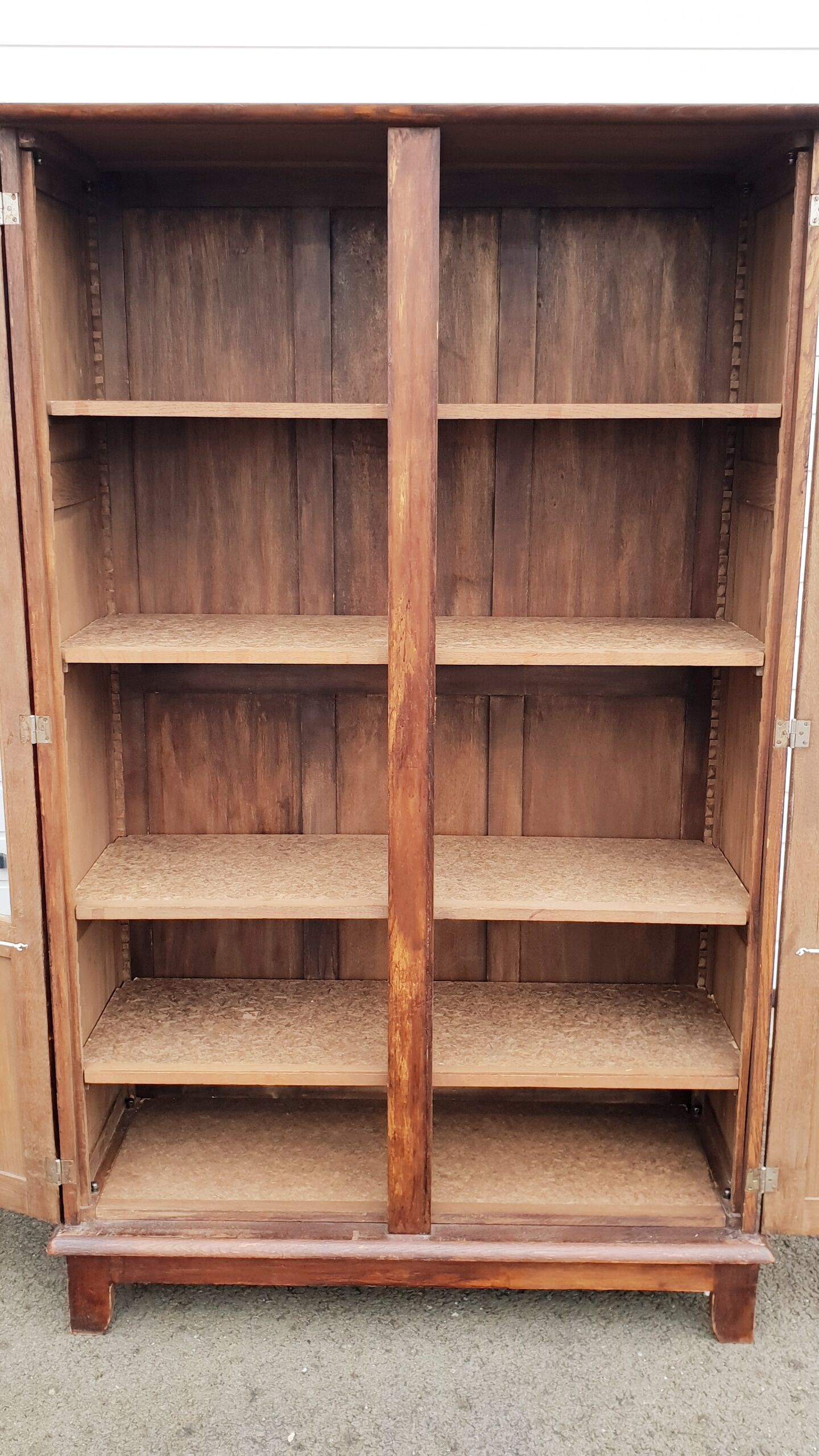 Armoire vitrée vintage
