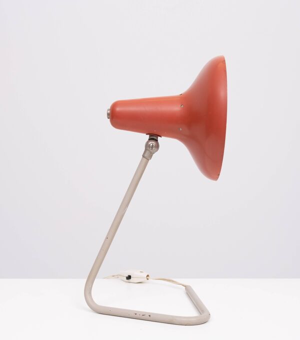 Lampe de table triangulaire Artimeta, années 1950, Hollande