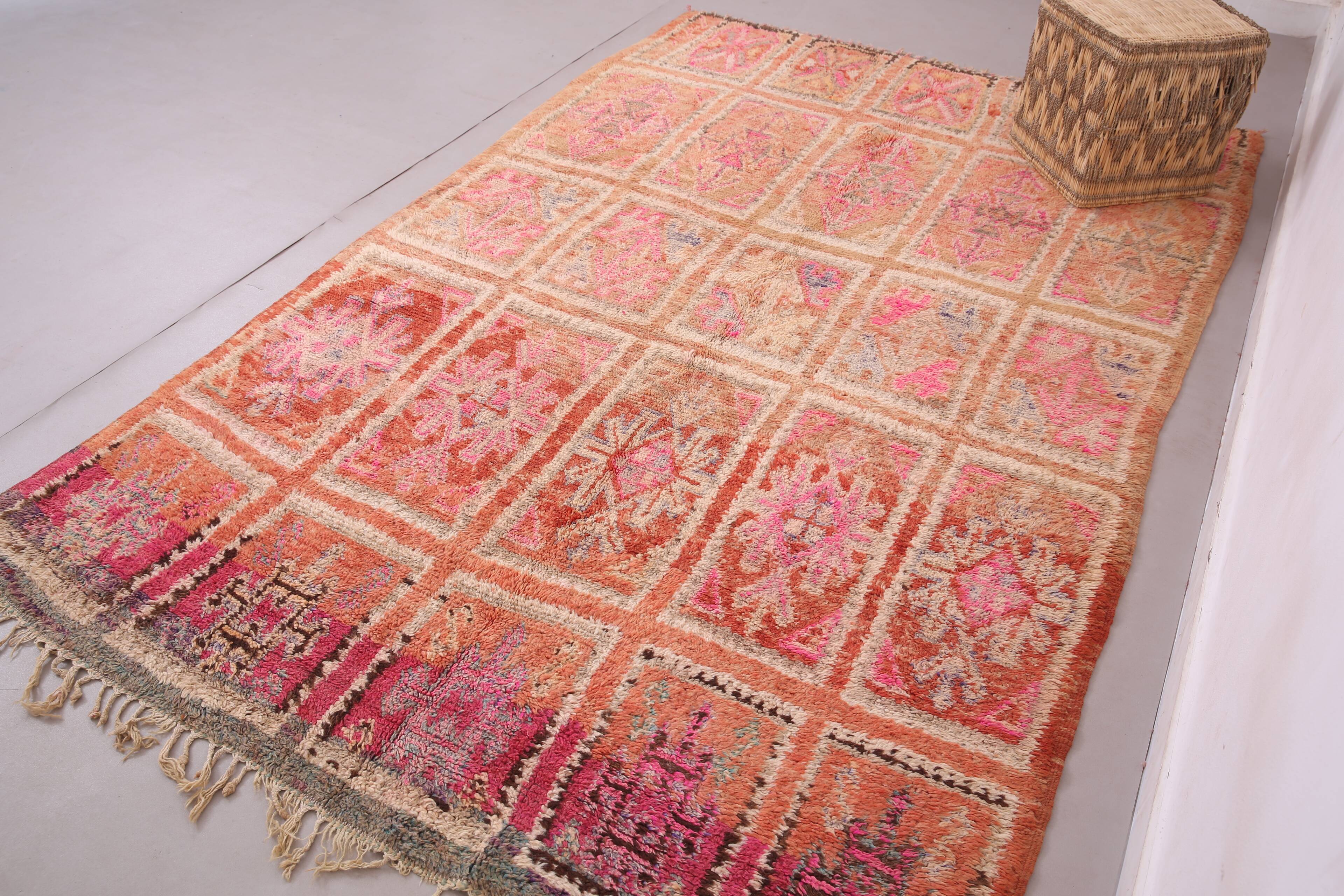 Pink Vintage Moroccan Boujaad Rug 171 x 273 cm - Berber Wool Rug Handmade