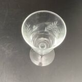 Aperitif glasses with chiseled pattern of ears of corn and flowers
