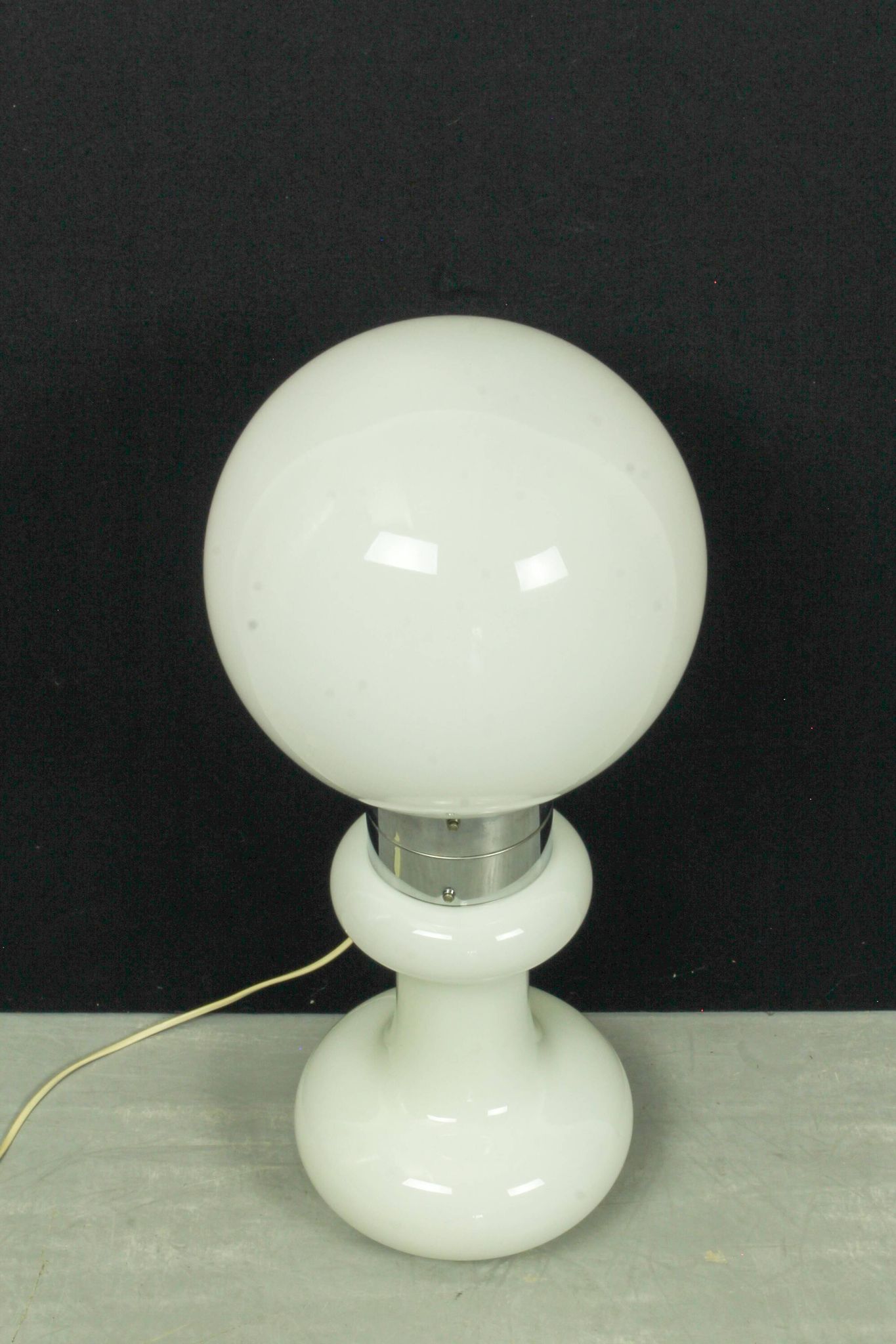 Mid Century Floorlamp Carlo Nason " Birillo" for A.V. Mazzega, Italy 1960