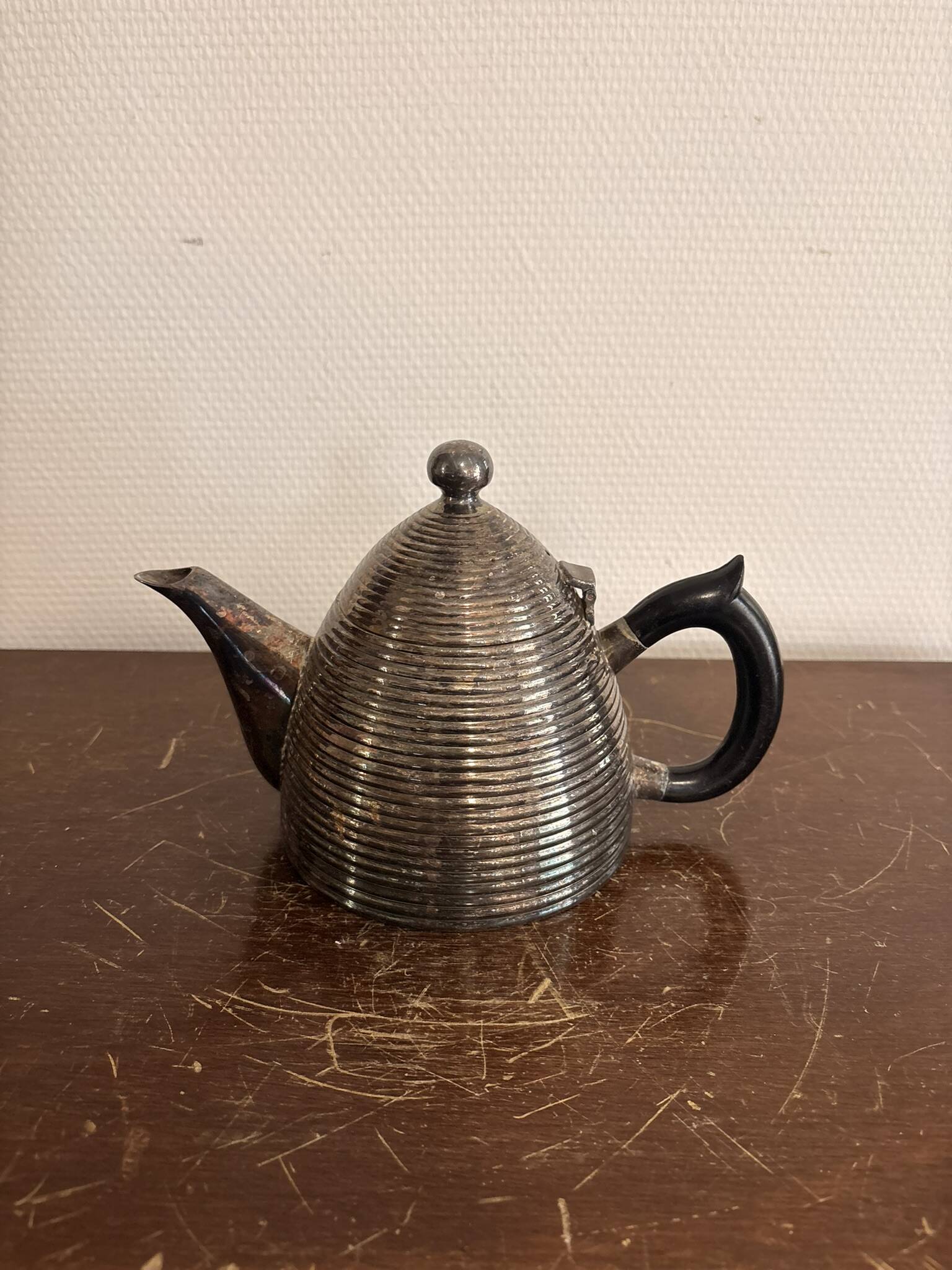 Vintage beehive shaped teapot silver-plated late art deco modernist