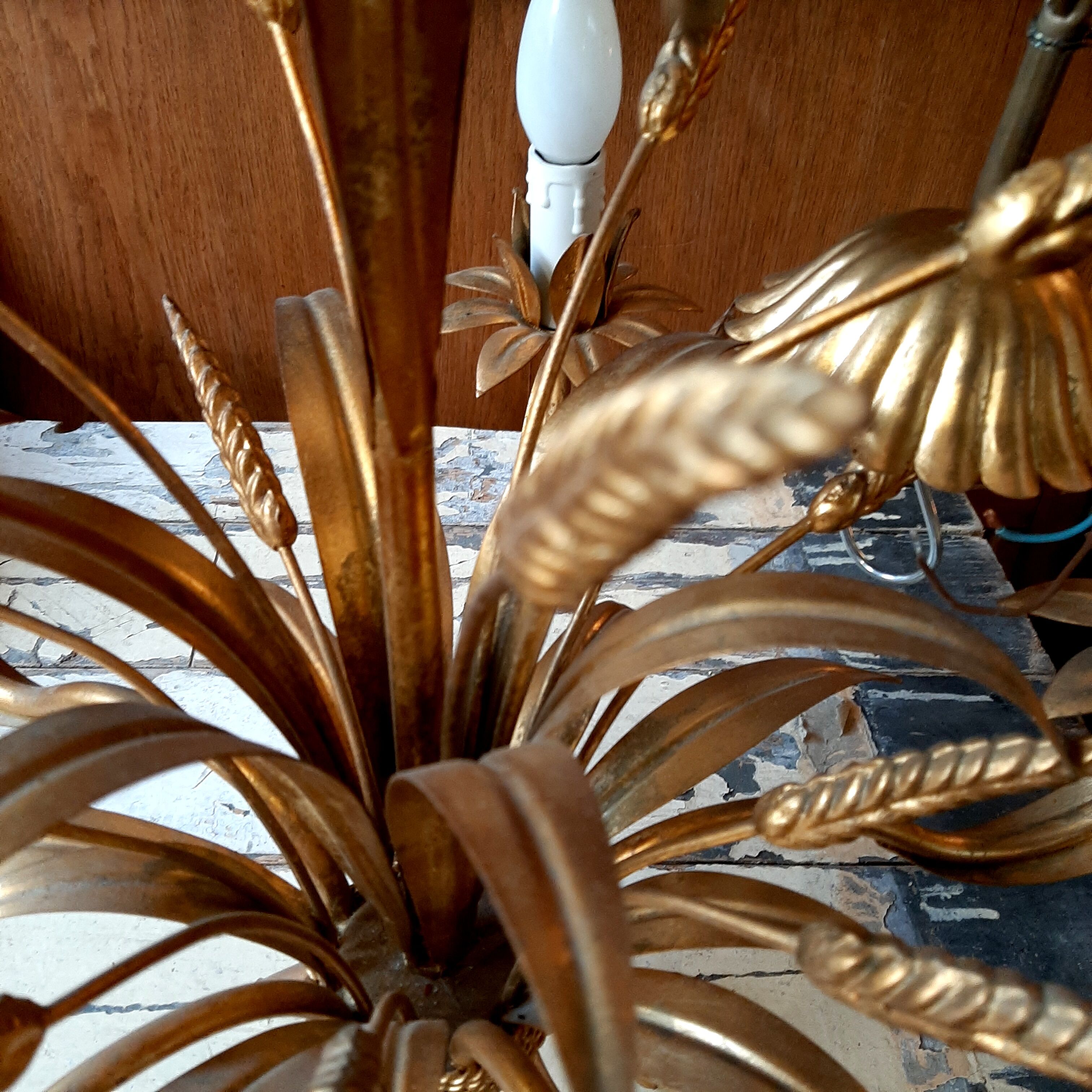 Chandelier ears of wheat around 1965