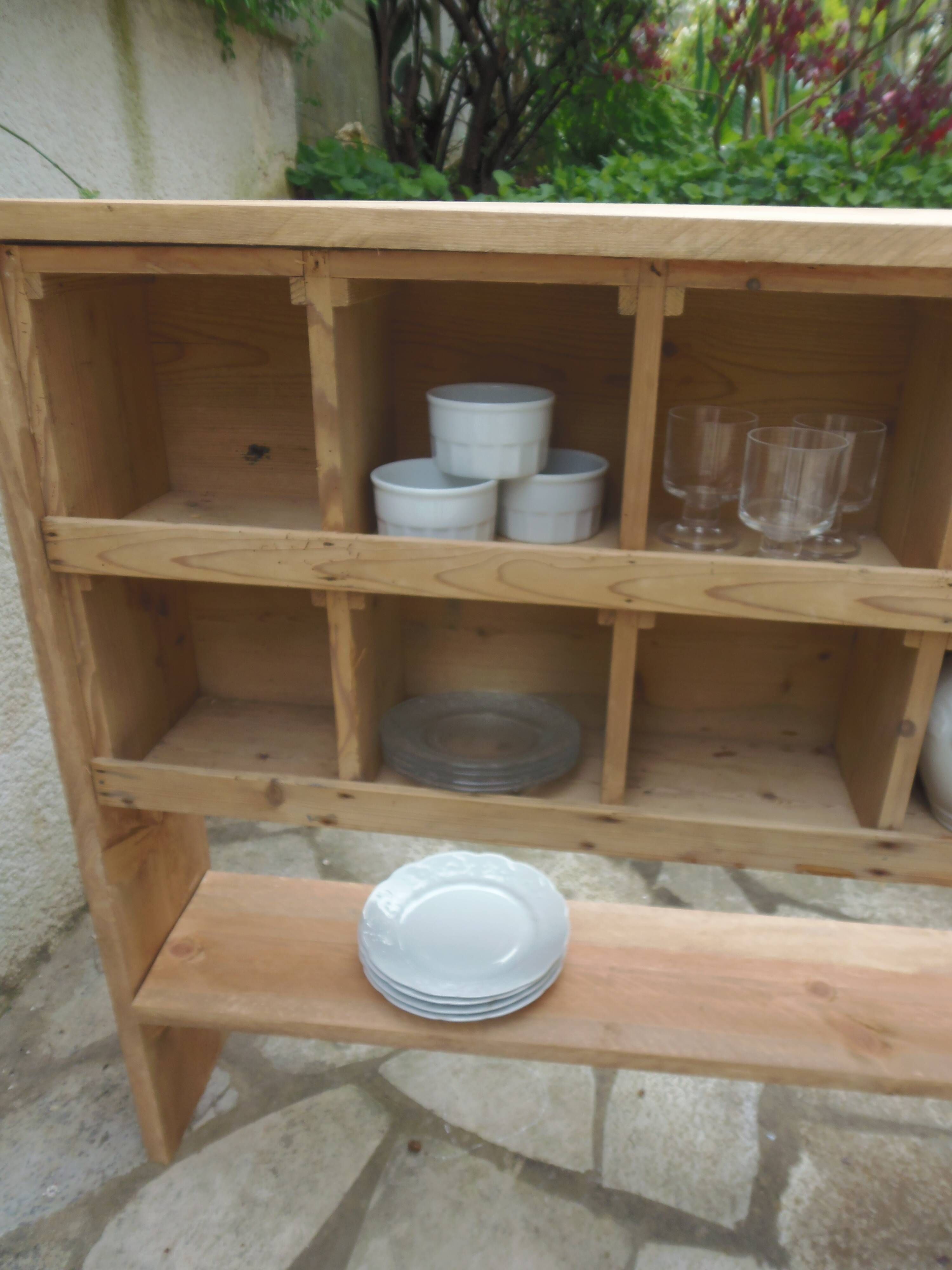 Vintage pitch pine craft furniture, 20 lockers, 2 mobile shelves