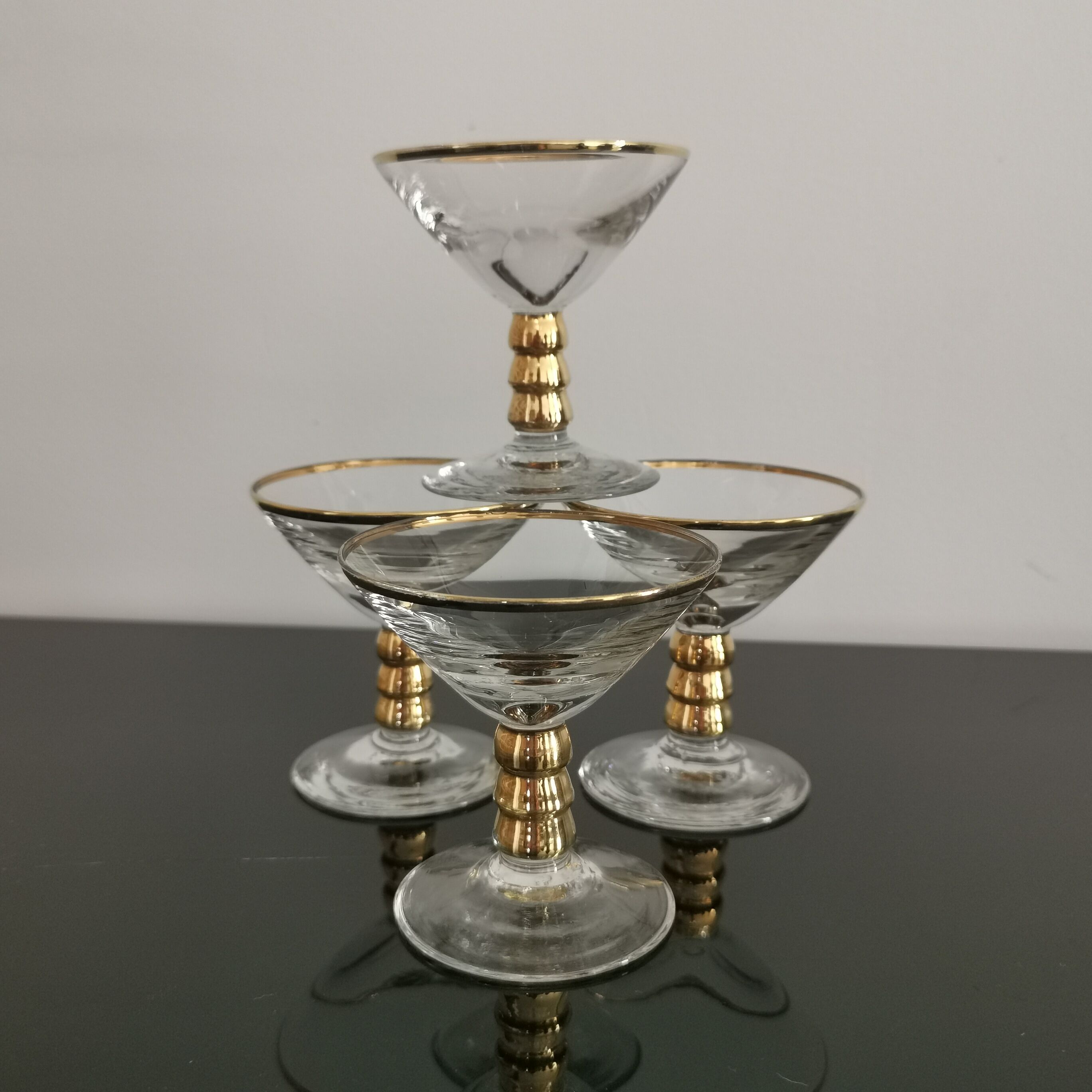 Vintage cocktail glasses/liqueurs