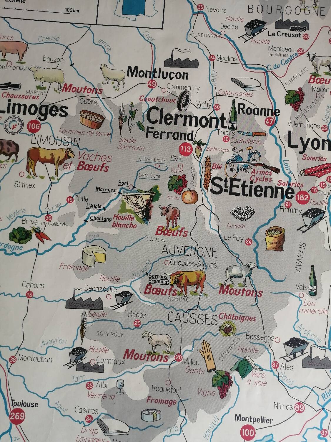 Vintage school map mdi FRANCE Corsica Massif Central