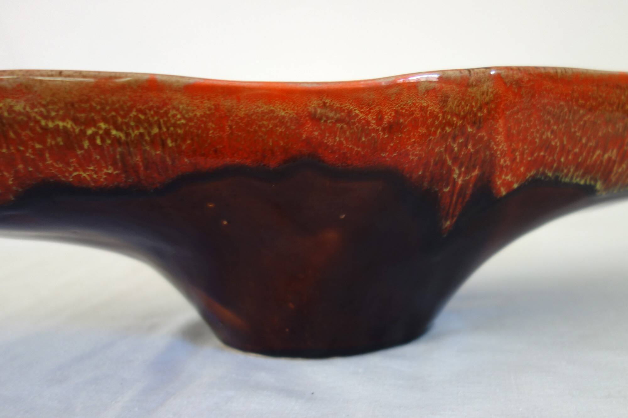 Huge fruit bowl signed Luc, Vallauris, 1950s/1960s