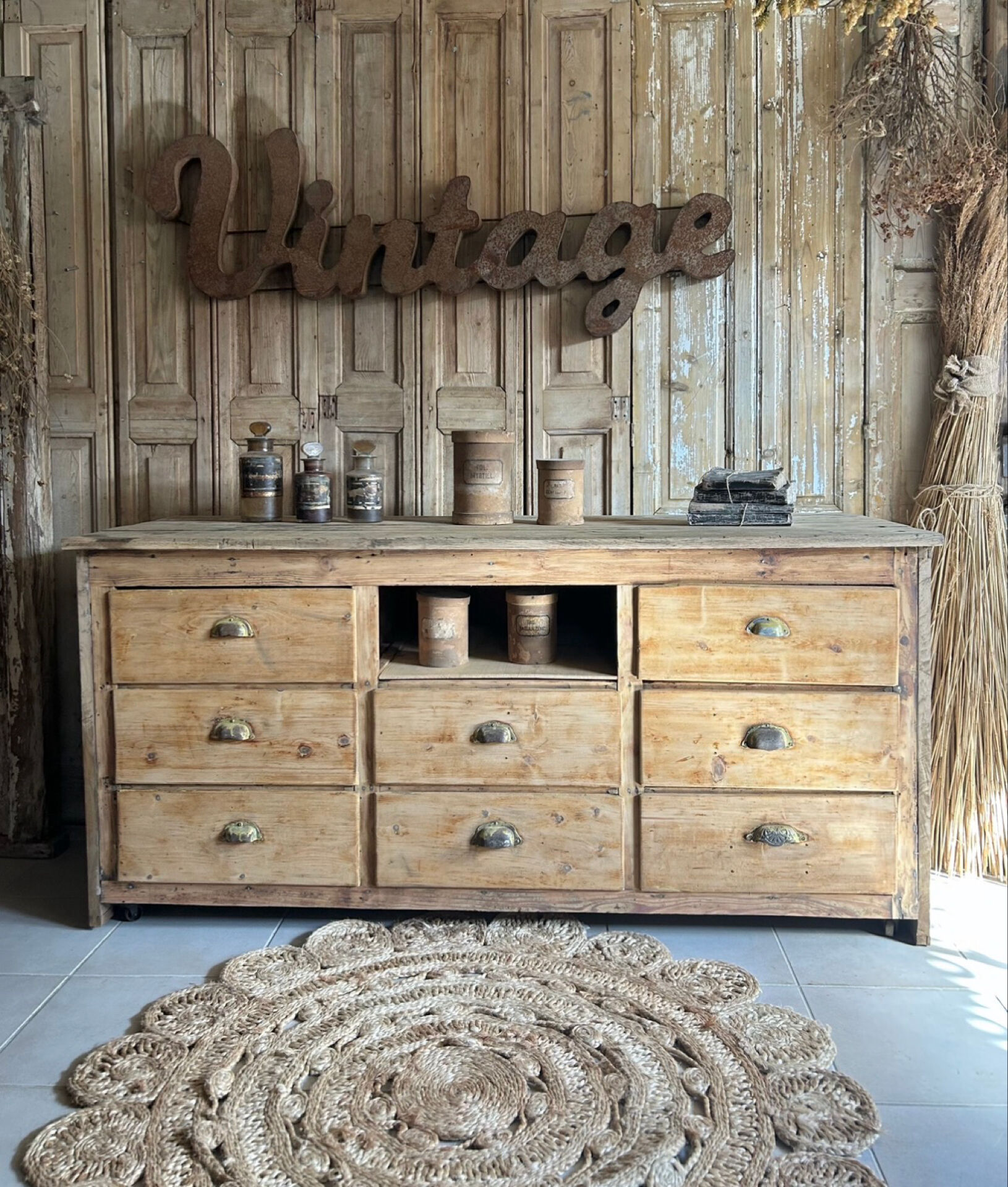 Ancien meuble de métier, comptoir