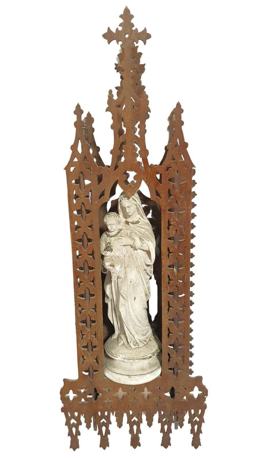 Carved wooden altar chapel shape with virgin al child h 58 cm religion