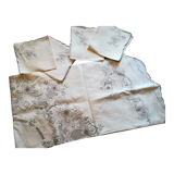 Round off-white tablecloth embroidered with grey flowers with 8 matching napkins - festive table