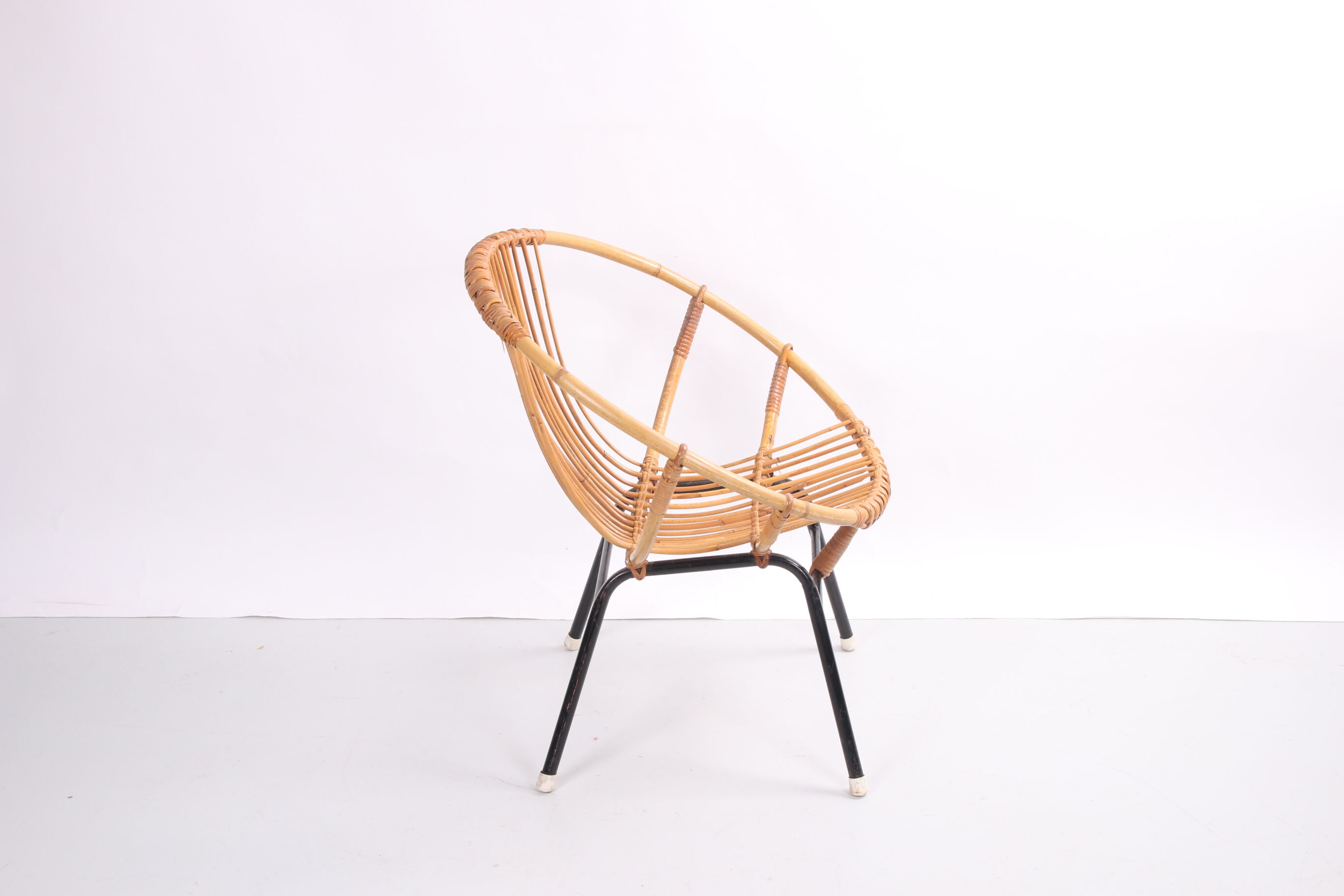 Vintage Noordwolde bamboo round chair