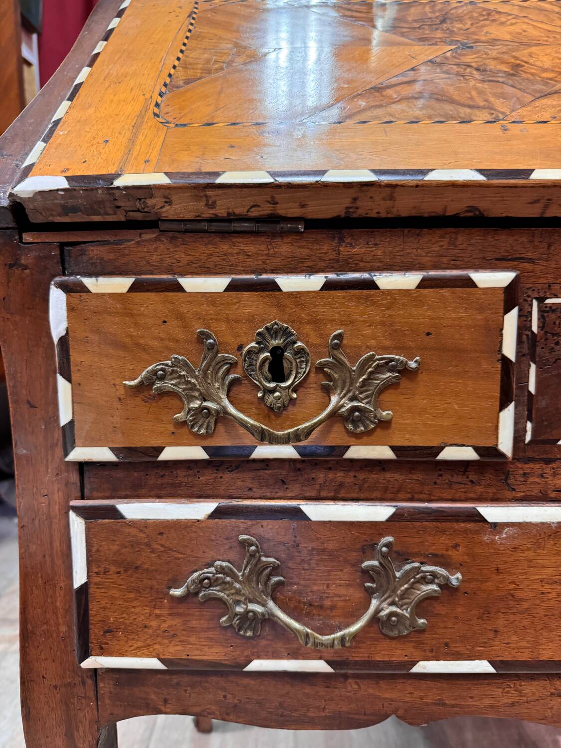 Bureau de pente