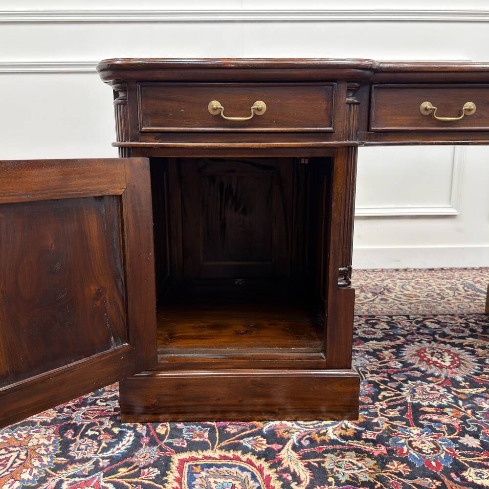 Classic English Desk with Black Leather