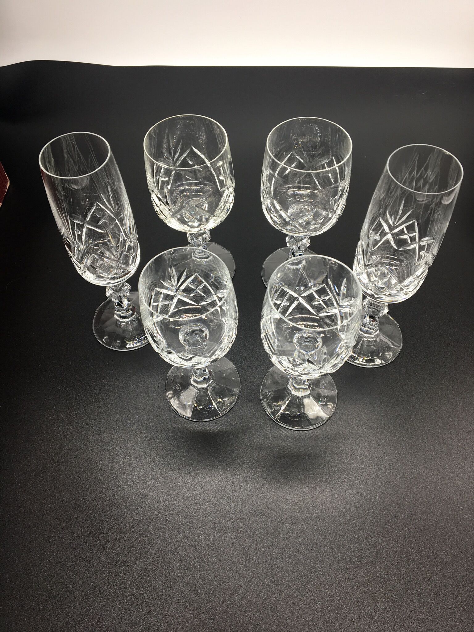 Cut crystal glasses: duo, 6 champagne, wine and water glasses from the 60s
