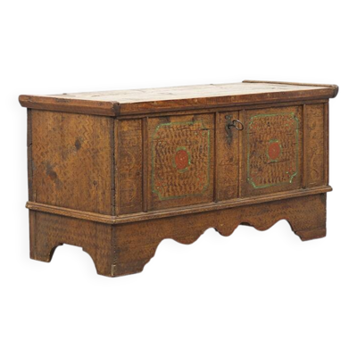 Coffre de mariée peint en art populaire ancien 1737