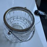 Ice bucket