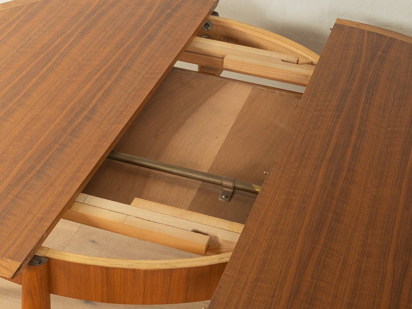 Round butterfly dining table by Lübke, 1960s, teak