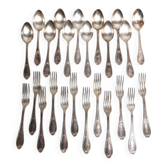 Housewife ercuis 24 table cutlery forks and spoons silver metal, shell decoration