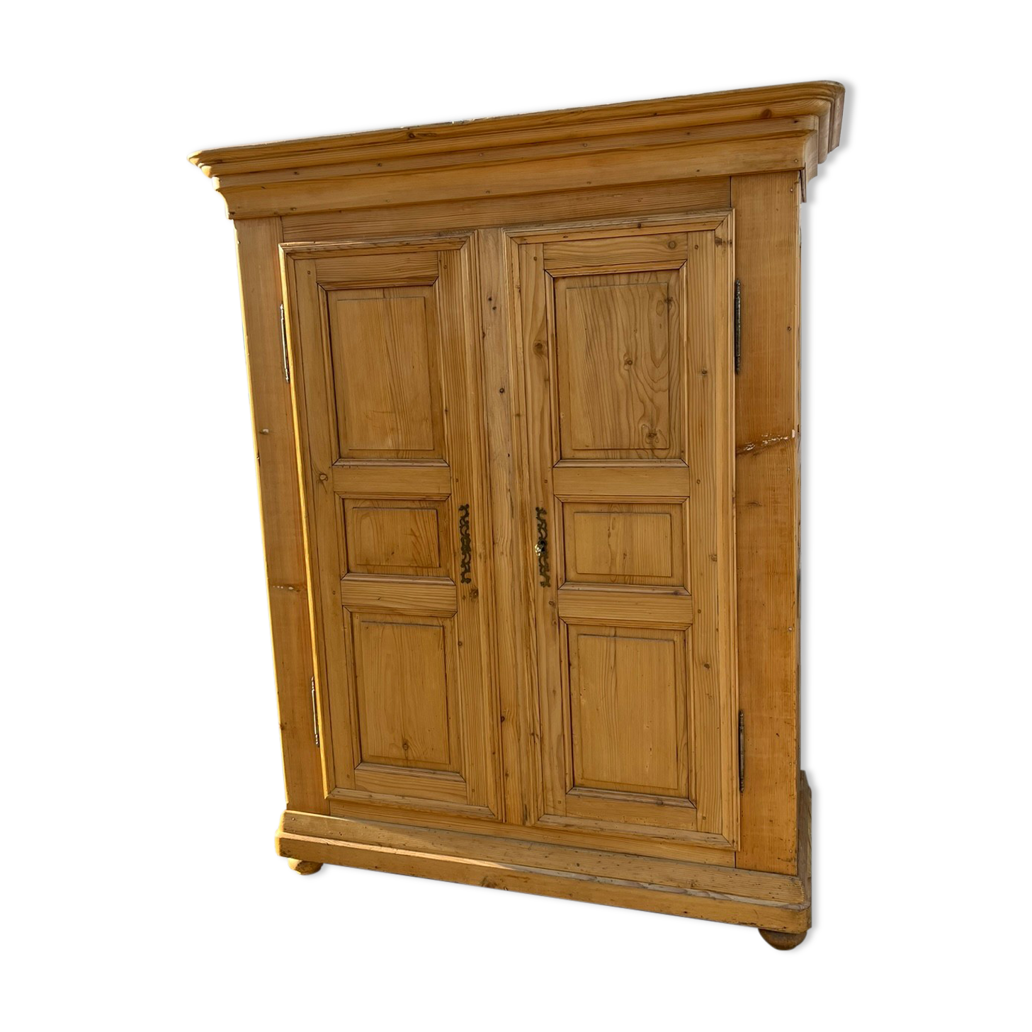 12-panel fir wood wardrobe