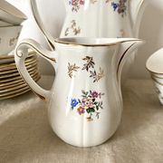 Antique tea set in Amandinoise porcelain