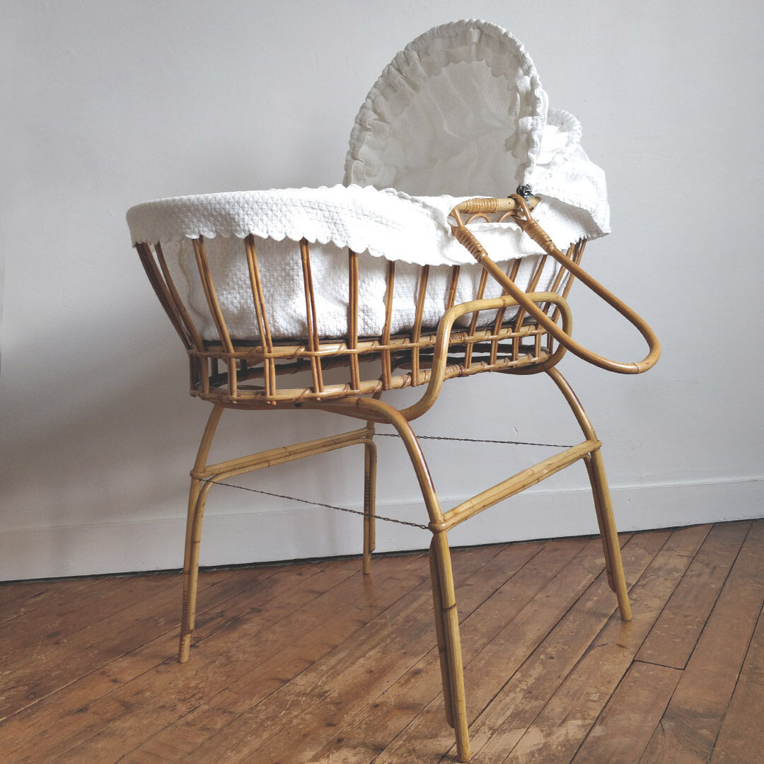 Rattan couffin on stand