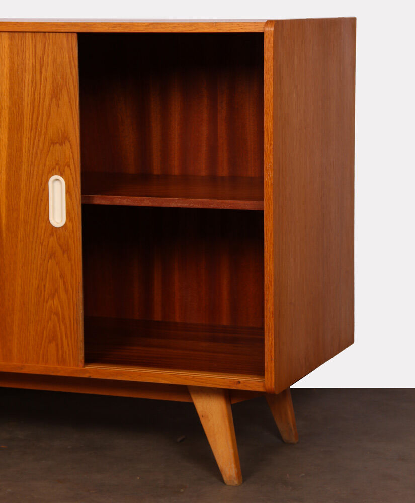 Oak dresser, U-452 model, by Jiri Jiroutek for Interier Praha, 1960