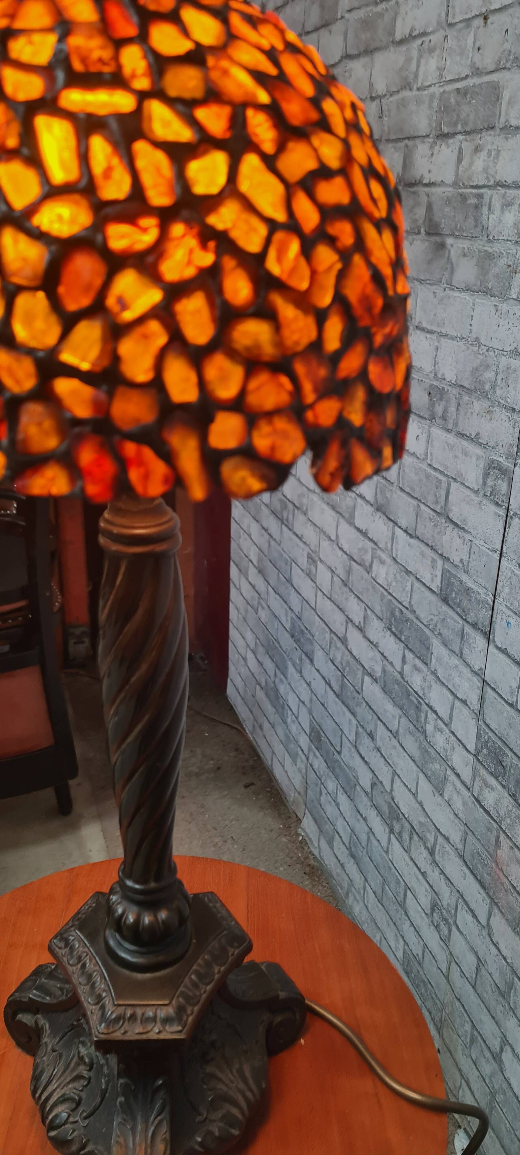 Large american art nouveau lamp with tiffany amber lampshade 61x23