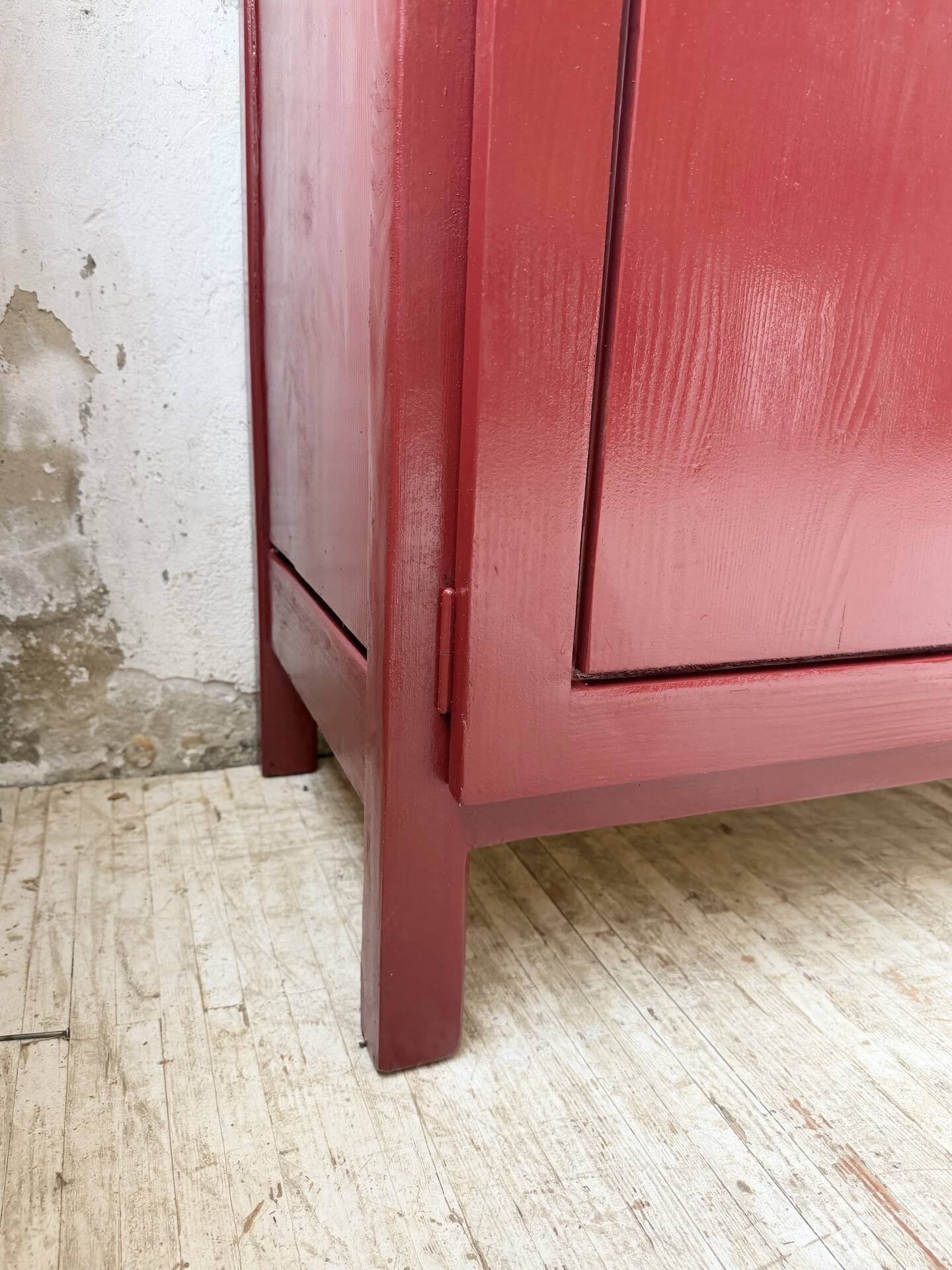 Red lacquered enfilade 1970 160cm