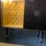 Meuble bar lumineux et vitré