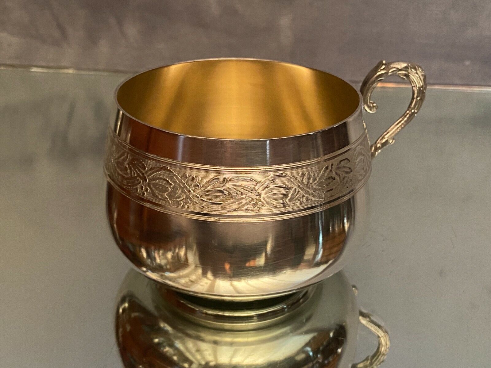 Lunch cup in silver metal Regency style