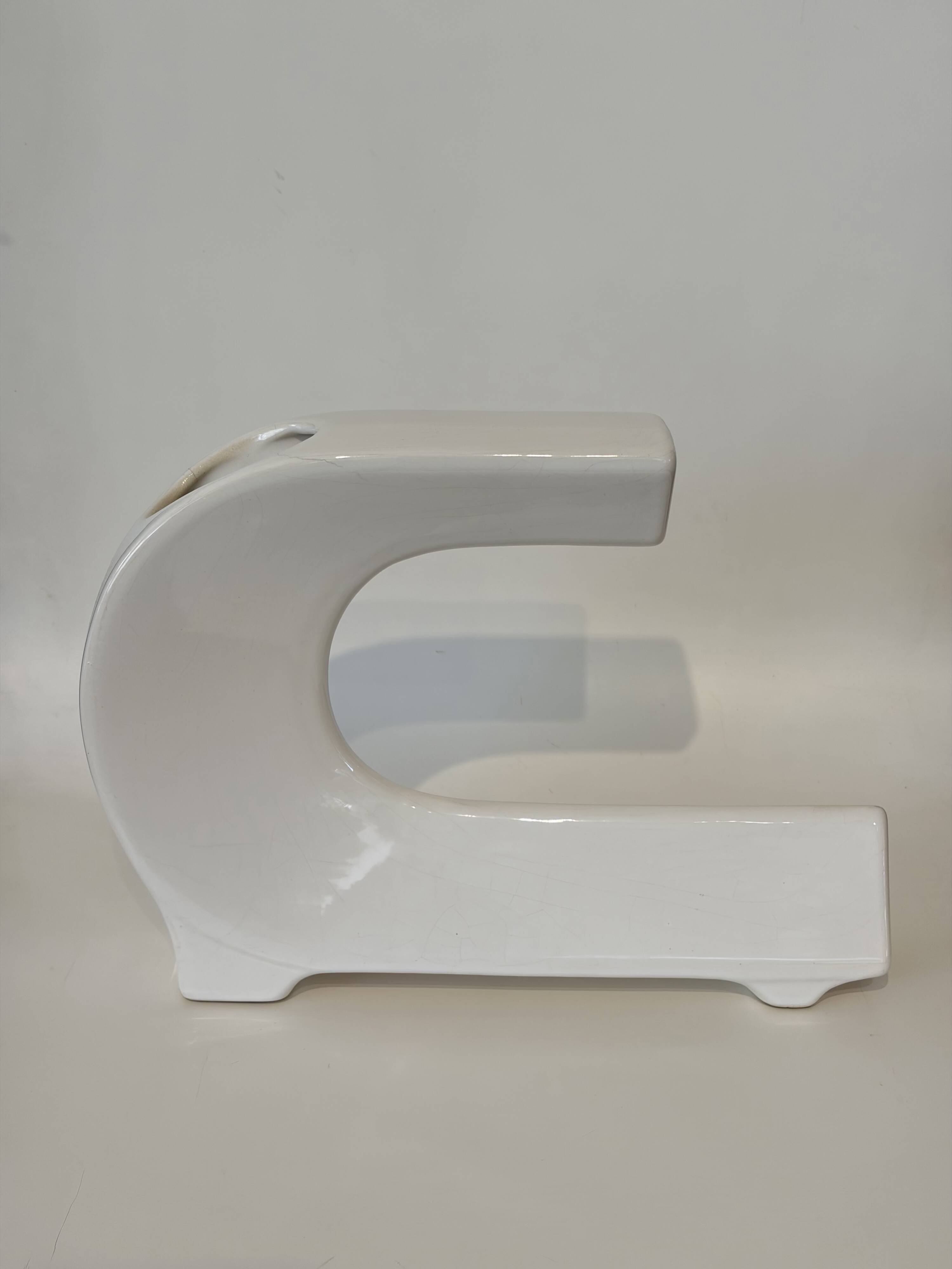Geometric vase 1980
