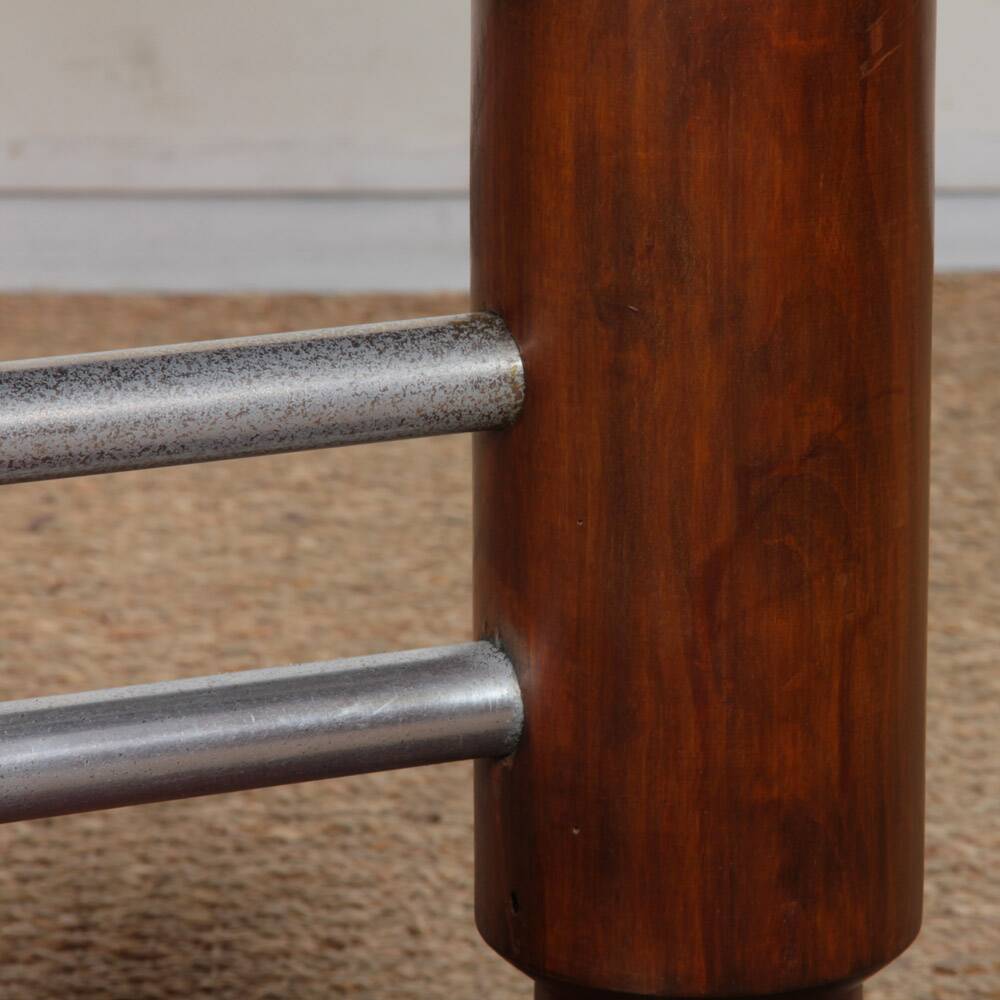 Modernist coffee table in wood and chrome metal, 1930.