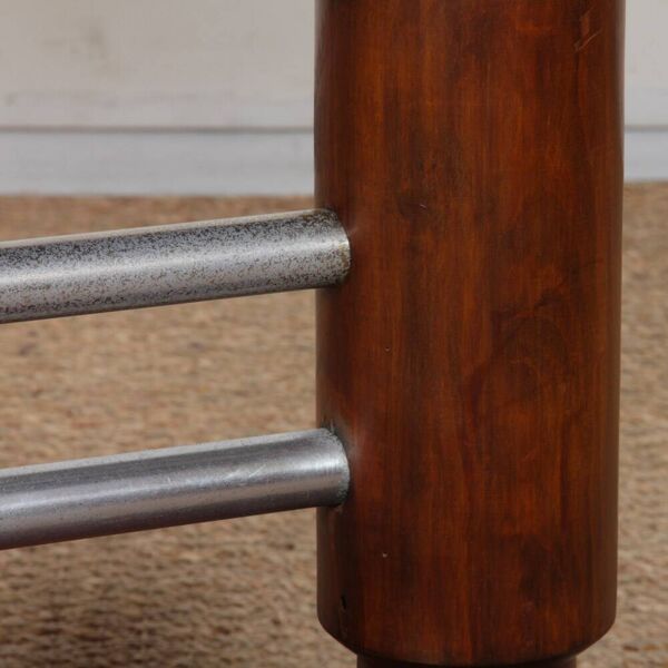 Table basse moderniste en bois et métal chromé, 1930