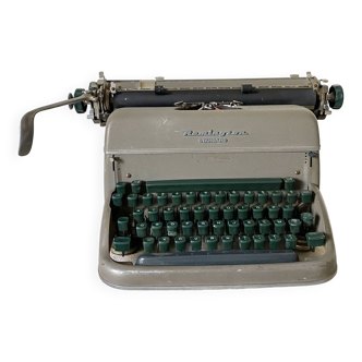 Machine à écrire Remington, années 60