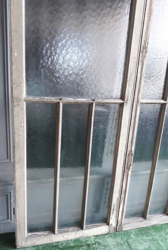 Portes-fenêtres d'atelier anciennes