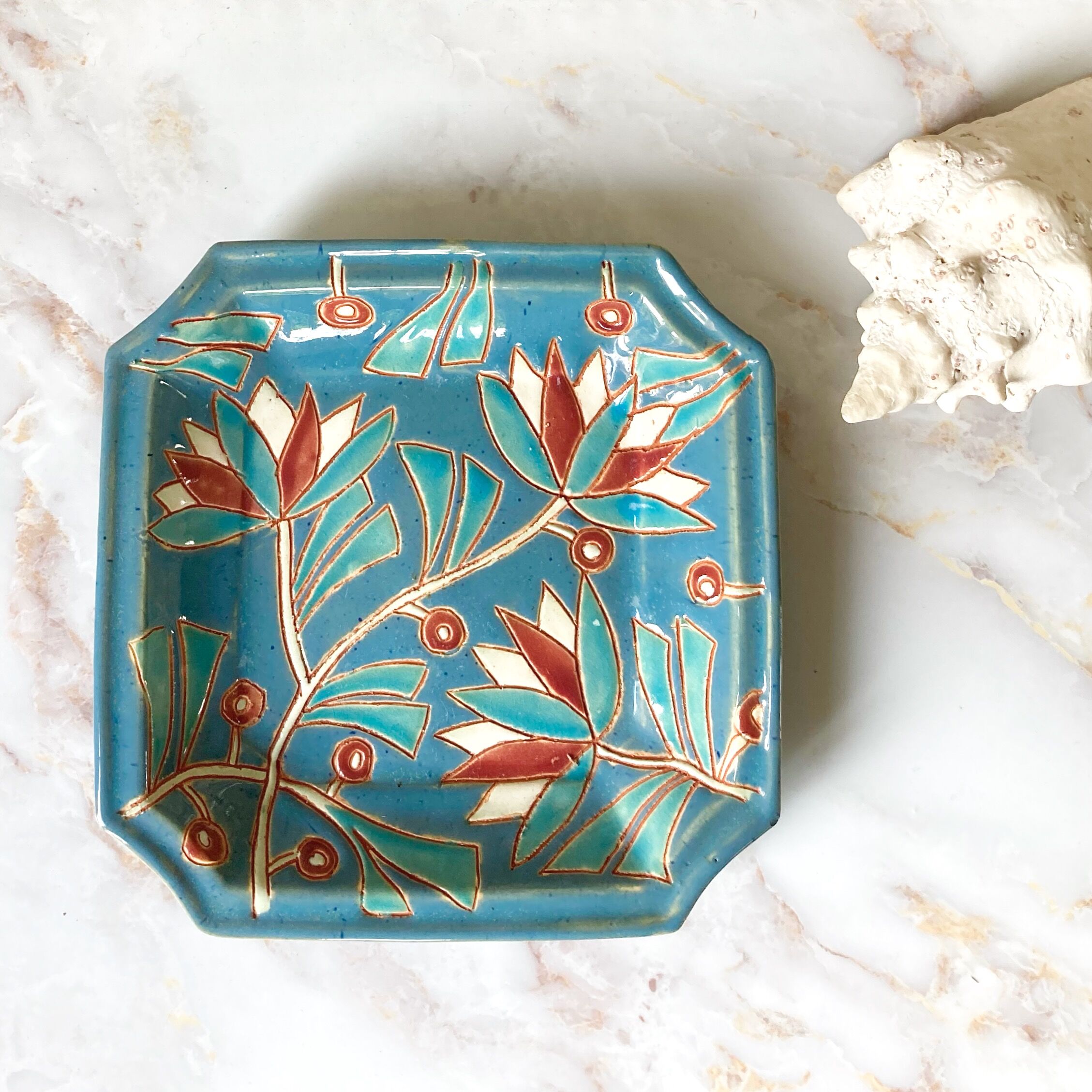 Ceramic pocket vacuum