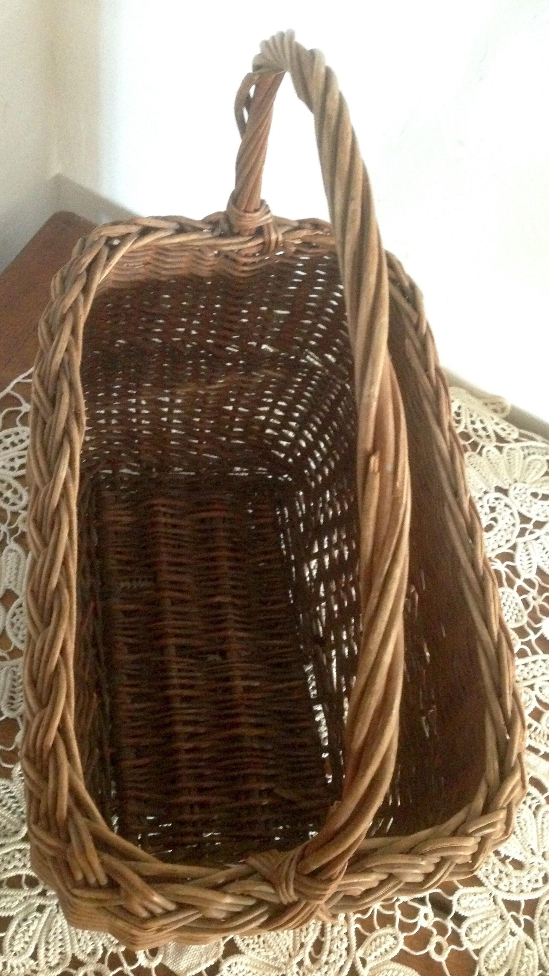 Panier en osier ancien