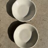 2 white hollow plates flower shape Gien D: 21,5cm