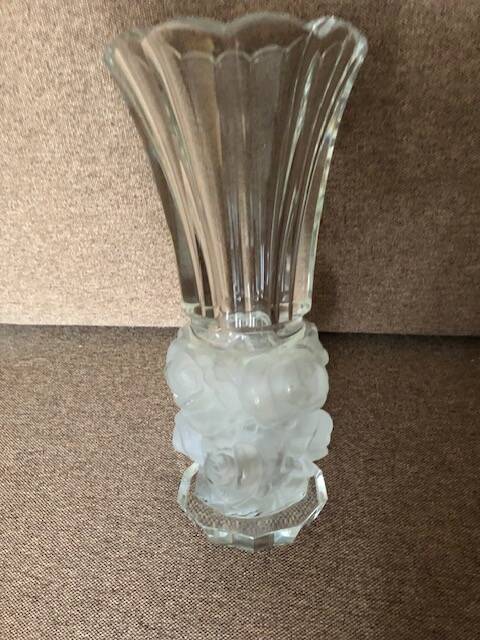 Vase 1930 heinrich hoffmann in the style of lalique