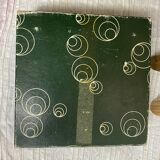 Set of 16 vintage billiard balls