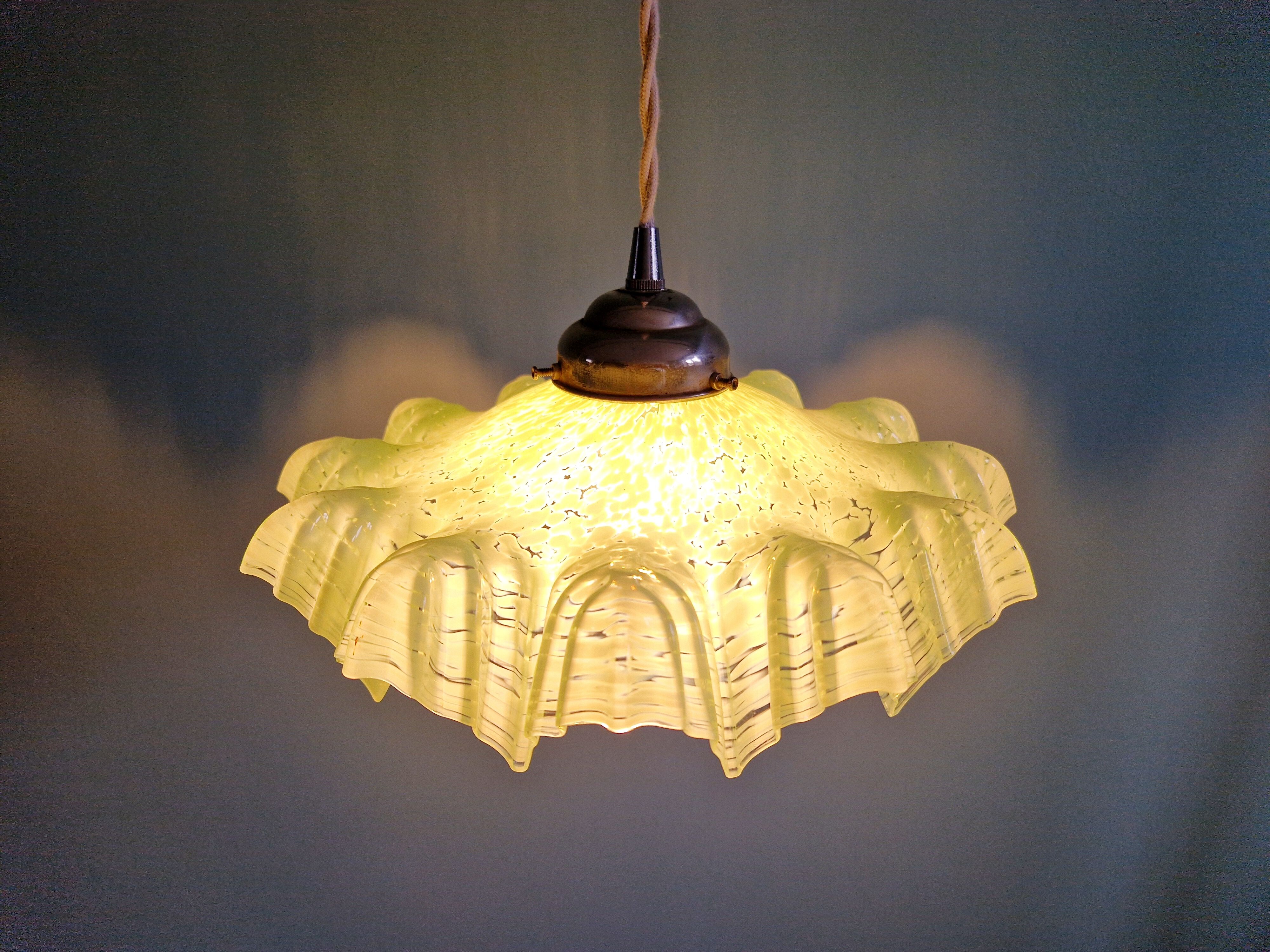 Art Deco pendant light in speckled green and white pleated glass, 1920s-30s.