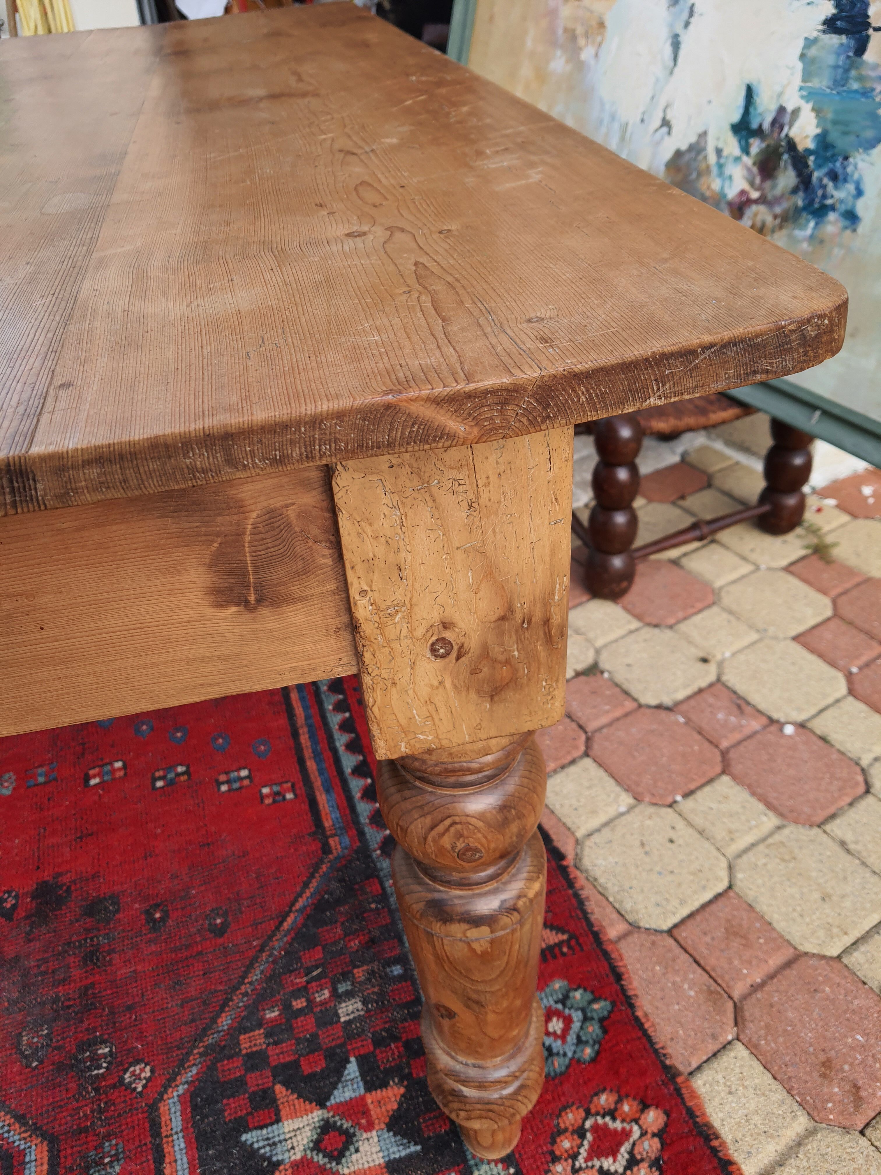 Vintage farmhouse table pich pine