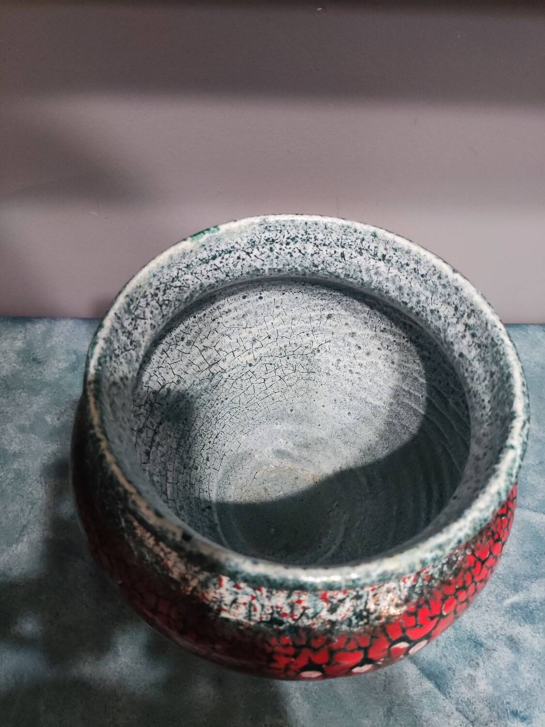 Accolay earthenware flowerpot