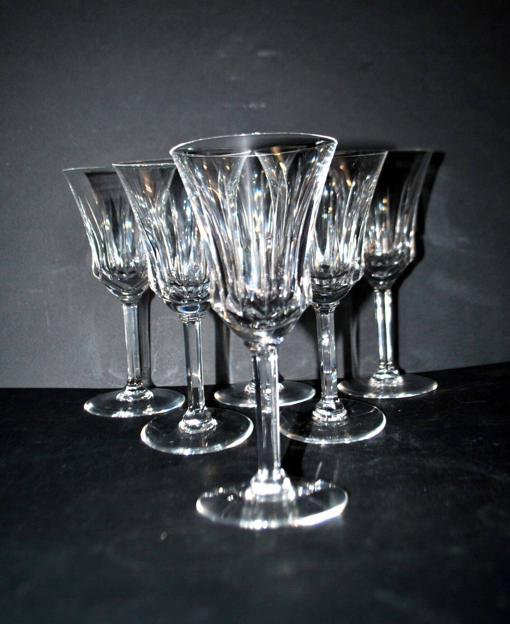 Set of 6 flared crystal wine glasses in Concorde Cerdagne style H15.2.